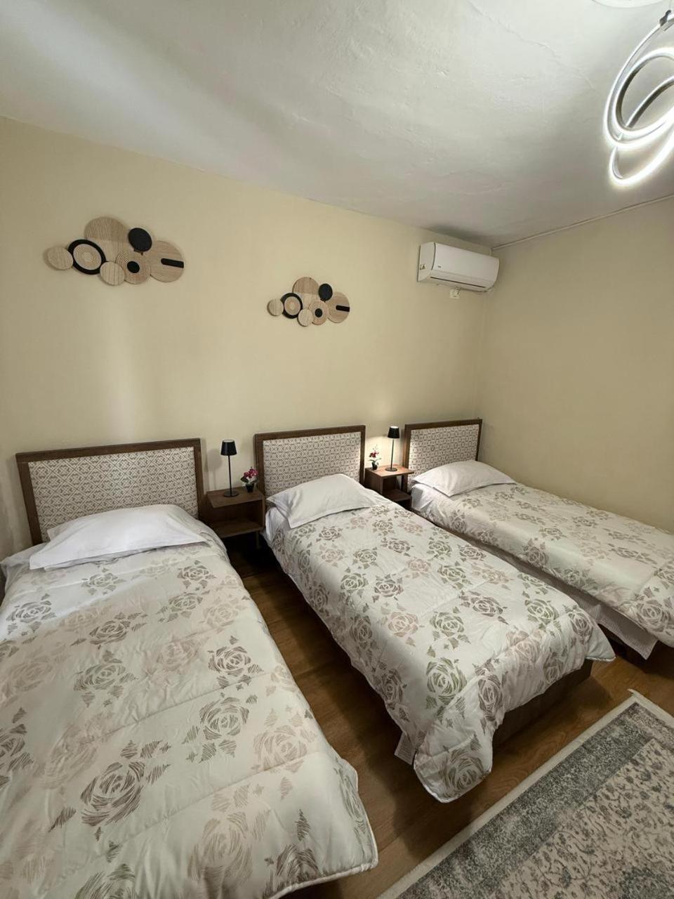Shkodra Guest House 2 Esterno foto